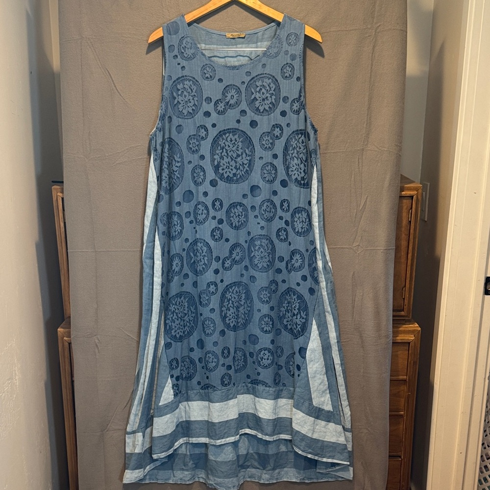 Beyond Capri Blue Sleeveless Patterned Dress O/S